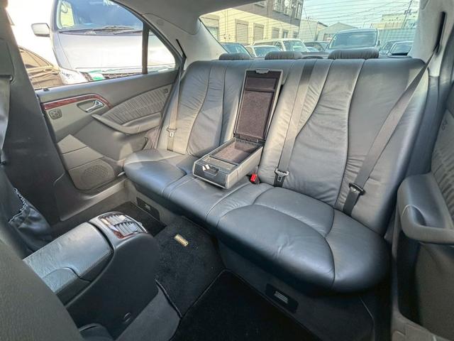 Sクラス S320 S500仕様 サンルーフ パワーシート レザーシート パワーステアリング パワーウィンドウ 運転席・助手席・サイドエアバッグ(33枚目)