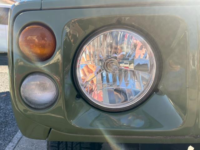 ジムニー ランドベンチャー　特別仕様車　社外品足回り・マフラー　パートタイム４ＷＤ　ツートン　エアコン　インタークーラーターボ　フロア３ＡＴ　ユーザー買取車（20枚目）
