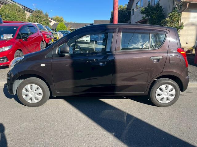 アルト F 5速MT キーレスエントリー パワーウィンドウ パワーステアリング 盗難防止システム 衝突安全ボディ 運転席・助手席エアバッグ(6枚目)