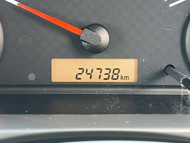 アルト F 5速MT キーレスエントリー パワーウィンドウ パワーステアリング 盗難防止システム 衝突安全ボディ 運転席・助手席エアバッグ(12枚目)