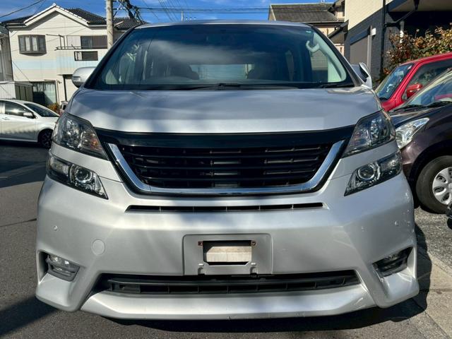 ヴェルファイア ３．５Ｚ　ワンオーナー車　クリアランスソナー　盗難防止システム　衝突安全ボディ　パワーステアリング　パワーウィンドウ　キーレスエントリー　スマートキー　運転席・助手席・サイドエアバッグ　フルフラット　３列シート（14枚目）