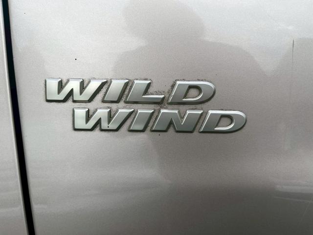 ジムニー ワイルドウインド 5速MT 16インチAW シートヒーター 寒冷地仕様 ルーフレール パワステ パワーウィンドウ 運転席・助手席エアバッグ エアコン クーラー フロントフォグランプ(15枚目)