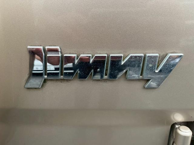 ジムニー ワイルドウインド 5速MT 16インチAW シートヒーター 寒冷地仕様 ルーフレール パワステ パワーウィンドウ 運転席・助手席エアバッグ エアコン クーラー フロントフォグランプ(16枚目)