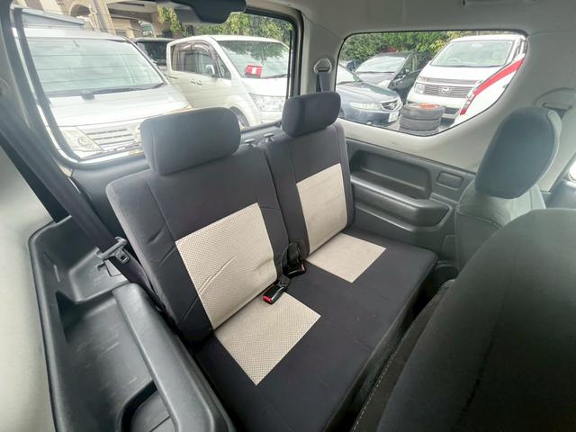 ジムニー ワイルドウインド 5速MT 16インチAW シートヒーター 寒冷地仕様 ルーフレール パワステ パワーウィンドウ 運転席・助手席エアバッグ エアコン クーラー フロントフォグランプ(25枚目)