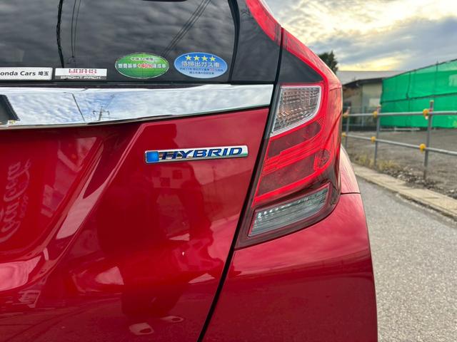 フィットハイブリッド Hondaディーラー記録簿 平成30年から令和7年 ETC クルーズコントロール 地デジ Bluetooth CD DVD AM/FM ディーラーオプションナビ バックモニター ドライブレコーダー前後(11枚目)