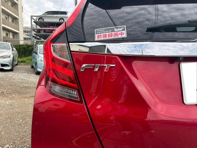 フィットハイブリッド Hondaディーラー記録簿 平成30年から令和7年 ETC クルーズコントロール 地デジ Bluetooth CD DVD AM/FM ディーラーオプションナビ バックモニター ドライブレコーダー前後(16枚目)