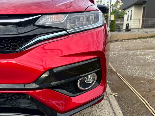 フィットハイブリッド Hondaディーラー記録簿 平成30年から令和7年 ETC クルーズコントロール 地デジ Bluetooth CD DVD AM/FM ディーラーオプションナビ バックモニター ドライブレコーダー前後(28枚目)