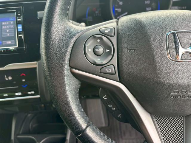 フィットハイブリッド Hondaディーラー記録簿 平成30年から令和7年 ETC クルーズコントロール 地デジ Bluetooth CD DVD AM/FM ディーラーオプションナビ バックモニター ドライブレコーダー前後(35枚目)