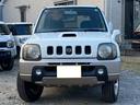 ジムニー ランドベンチャー　４ＷＤ　エアコン　パワーウィンドウ　パワーステアリング　運転席エアバッグ　助手席エアバッグ　衝突安全ボディ　キーレスエントリー（3枚目）