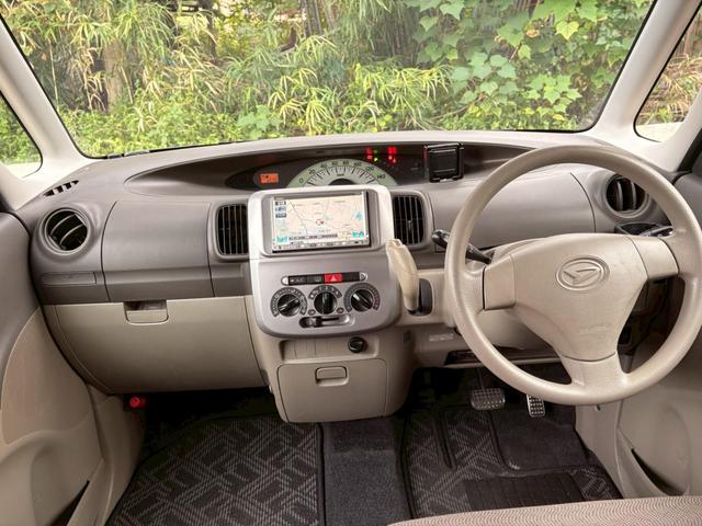 タント ワンダフルセレクション　ワンオーナー　社外ナビ　社外ワンセグ　電動スライドドア　スマートキー　ＥＴＣ（10枚目）