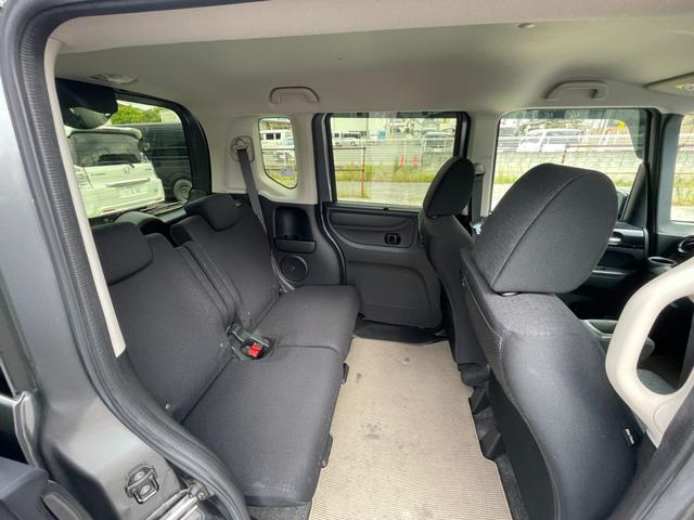 Ｎ－ＢＯＸカスタム Ｇ　フルフラットシート　スマートキー＆プッシュスタート　ＳＲＳ　ＷエアＢ　ＥＴＣ付き　横滑り防止　パワーステアリング　マニュアルエアコン　セキュリティ　ＥＣＯＮモード　Ｂカメラ　ＰＷ　キーフリー　ＡＢＳ（12枚目）