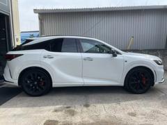 ���ְ��ٸ�����ޤ��󤫼Ұ���Ʊ���Ԥ����Ƥ���ޤ� 4