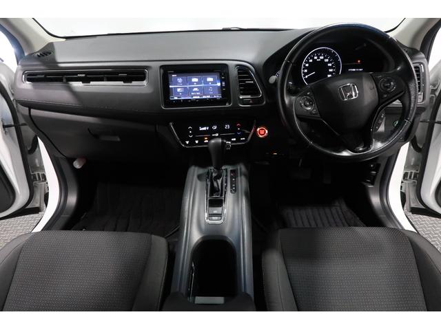 ヴェゼル Ｘ・ホンダセンシング　ナビ　　前後ドラレコ　バックカメラ　ＣＤ　ＤＶＤ再生　音楽録音　Ｂｌｕｅｔｏｏｔｈ　ＵＳＢ　オプションフォグランプ　ＥＴＣ　運転支援　認定中古車　１年保証付　Ｒカメラ　Ｗエアバッグ　盗難防止　パワステ（2枚目）