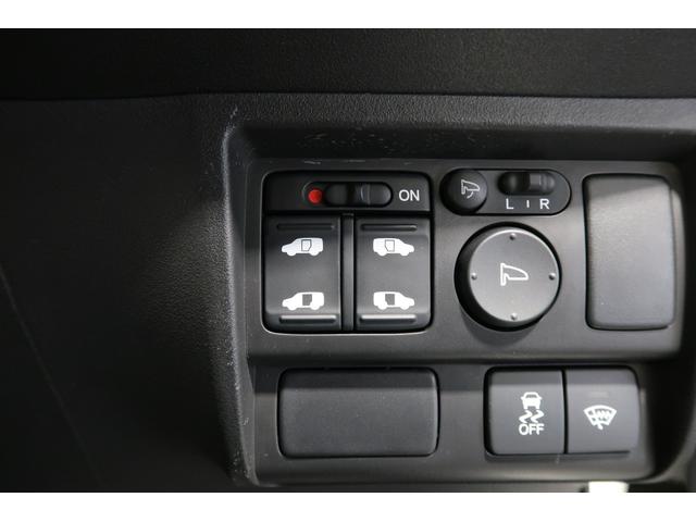 ◆◆両側電動スライドドア！！荷物で手が塞がる時など簡単にドアの開閉が出来ます！何より力いらずで開閉ＯＫ！女性やお年寄りにも優しい♪電動機能はＯＦＦにもできますから元気なお子様の駆け出しも安心！