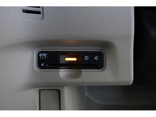 N-BOX G・EXホンダセンシング ウオークスルーLEDフォグ 禁煙 ドラレコ CDチューナー 認定中古車 ホンダセンシング 一年保証付 ワンオーナー ドラレコ ETC カーテンエアバック パワーウインドウ 衝突軽減 エアバッグ(22枚目)