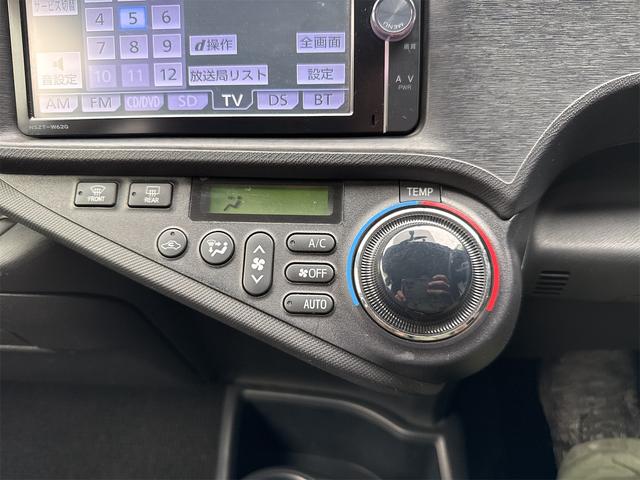 アクア Ｇ　保証付／国産オールシーズンタイヤ／スマートキー／プッシュスタート／純正ナビ／テレビ／Ｂｌｕｅｔｏｏｔｈ／バックカメラ／ＥＴＣ／電動格納ミラー／フォグランプ／オートエアコン／ＩＳＯＦＩＸ／（13枚目）