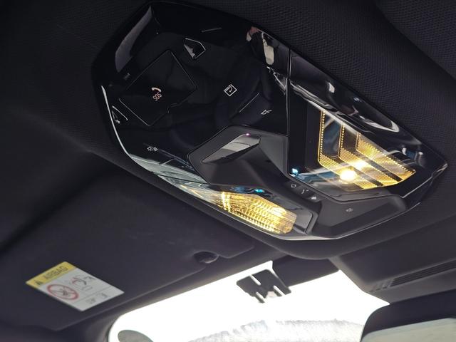 ７シリーズ ７４０ｄ　ｘＤｒｉｖｅ　エクセレンス　４ＷＤ　ＥＴＣ　クリアランスソナー　オートクルーズコントロール　衝突被害軽減システム　全周囲カメラ　ナビ　アルミホイール　ＬＥＤヘッドランプ　サンルーフ　ＡＴ　スマートキー　盗難防止システム（40枚目）