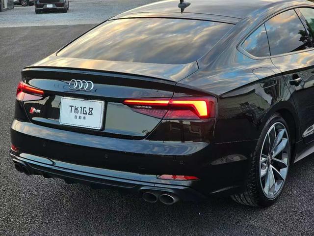 Ｓ５スポーツバック ベースグレード　４ＷＤ　クリアランスソナー　レーンアシスト　オートクルーズコントロール　パークアシスト　衝突被害軽減システム　バックカメラ　ナビ　アルミホイール　ＬＥＤヘッドランプ　ＡＴ　シートヒーター　スマートキー（15枚目）