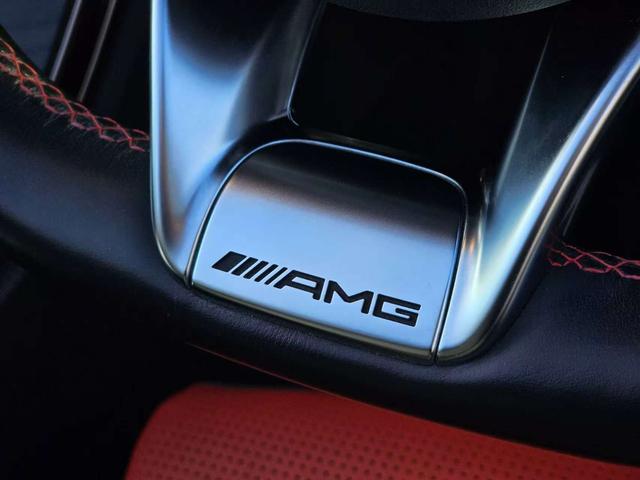 MERCEDES AMG C-CLASS C63 S CABRIOLET