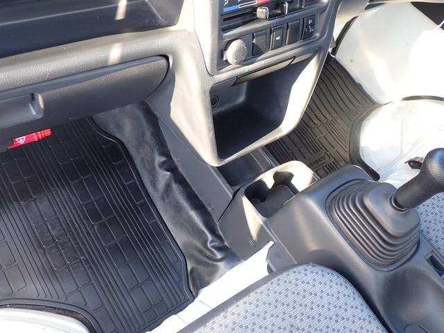 キャリイトラック ＫＣエアコンパワステ　３型　エアコン　パワーステアリング　運転席エアバック　４ＷＤ（52枚目）