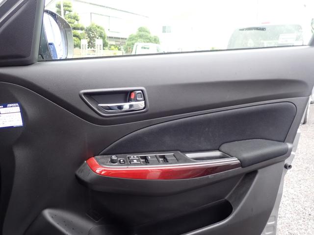 スイフトスポーツ スポーツ　２型　全方位カメラ付きメモリーナビ　全方位カメラ付きメモリーナビ　衝突被害軽減システム　衝突安全ボディ　クリアランスソナー　盗難防止システム　キーレスエントリー　スマートキー　シートヒーター（21枚目）