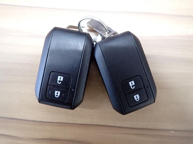 スイフトスポーツ スポーツ　２型　全方位カメラ付きメモリーナビ　全方位カメラ付きメモリーナビ　衝突被害軽減システム　衝突安全ボディ　クリアランスソナー　盗難防止システム　キーレスエントリー　スマートキー　シートヒーター（55枚目）