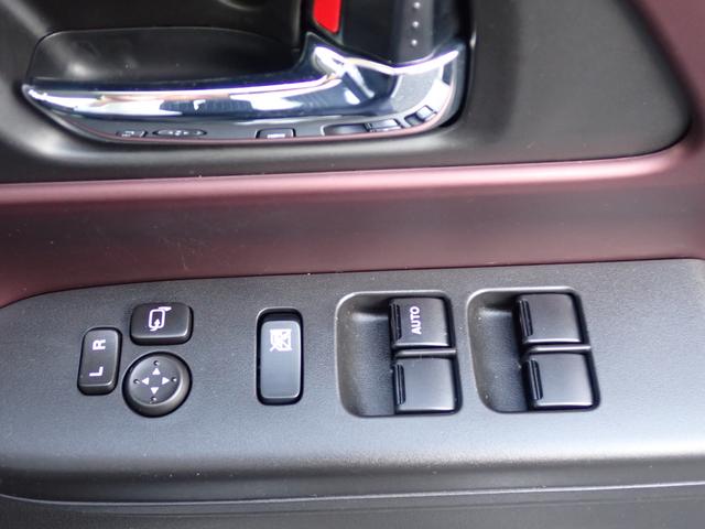 スペーシアカスタム カスタム　ＨＹＢＲＩＤ　ＸＳターボ　スズキコネクト対応　スズキコネクト対応全方位カメラナビ　衝突被害軽減システム	ターボ　キーレスエントリー　エアコン	パワーステアリング	パワーウィンドウ	運転席エアバッグ	ＡＢＳ（35枚目）