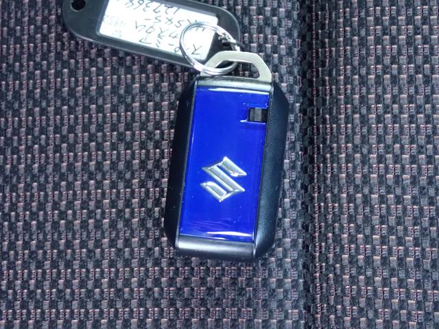 スペーシアカスタム カスタム　ＨＹＢＲＩＤ　ＸＳターボ　スズキコネクト対応　スズキコネクト対応全方位カメラナビ　衝突被害軽減システム	ターボ　キーレスエントリー　エアコン	パワーステアリング	パワーウィンドウ	運転席エアバッグ	ＡＢＳ（78枚目）