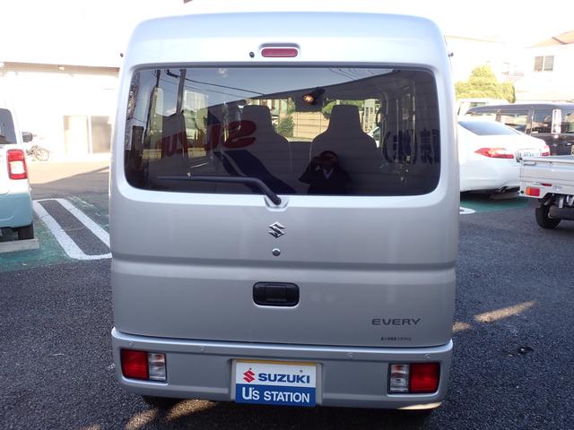 エブリイ ＰＡ　５型　衝突安全ボディ	エアコン	パワーステアリング	運転席エアバッグ	助手席エアバッグ	ＡＢＳ　ＥＳＣ（9枚目）