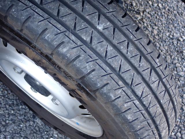 エブリイ ＰＡ　５型　衝突安全ボディ	エアコン	パワーステアリング	運転席エアバッグ	助手席エアバッグ	ＡＢＳ　ＥＳＣ（14枚目）