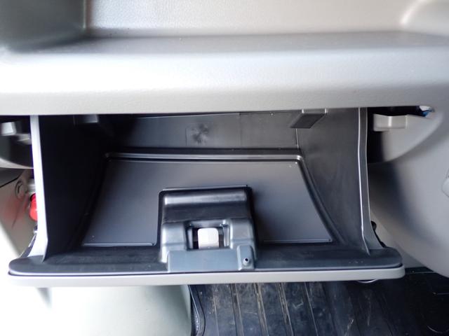 エブリイ ＰＡ　５型　衝突安全ボディ	エアコン	パワーステアリング	運転席エアバッグ	助手席エアバッグ	ＡＢＳ　ＥＳＣ（46枚目）