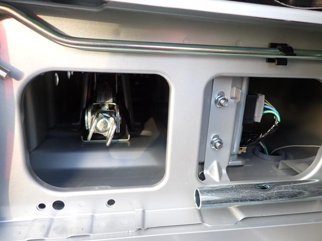 エブリイ ＰＡ　５型　衝突安全ボディ	エアコン	パワーステアリング	運転席エアバッグ	助手席エアバッグ	ＡＢＳ　ＥＳＣ（57枚目）