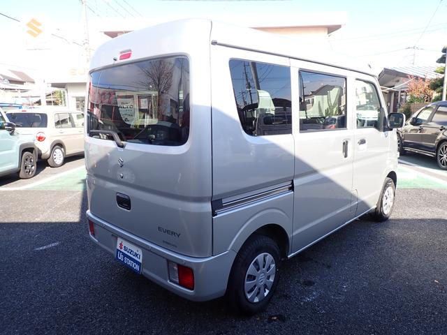 エブリイ PC 5型 衝突被害軽減システム 衝突安全ボディ クリアランスソナー 盗難防止システム キーレスエントリー アイドリングストップ シートヒーター エアコン パワーステアリング パワーウィンドウ 運転席エアバッグ(8枚目)