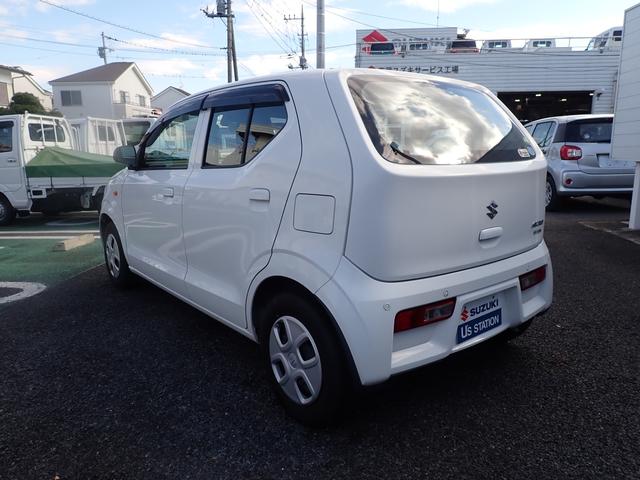 アルト Ｌ　２型　運転席エアバック　助手席エアバック　パワーステアリング　パワーウインドウ　ＡＢＳ　ＥＣＳ　衝突安全ボディ　シートヒーター　盗難防止システム　キーレスエントリー　アイドリングストップ（11枚目）