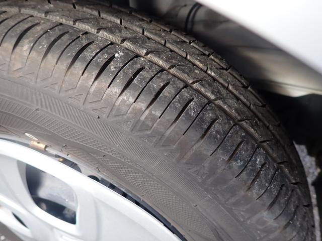 アルト Ｌ　２型　運転席エアバック　助手席エアバック　パワーステアリング　パワーウインドウ　ＡＢＳ　ＥＣＳ　衝突安全ボディ　シートヒーター　盗難防止システム　キーレスエントリー　アイドリングストップ（24枚目）