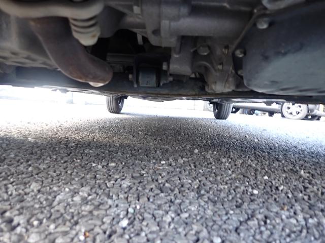 アルト Ｌ　２型　運転席エアバック　助手席エアバック　パワーステアリング　パワーウインドウ　ＡＢＳ　ＥＣＳ　衝突安全ボディ　シートヒーター　盗難防止システム　キーレスエントリー　アイドリングストップ（27枚目）