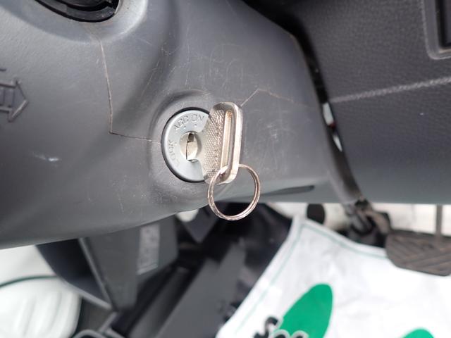 キャリイトラック ＫＣ　エアコン・パワステ　２型　エアコン	パワーステアリング　運転席エアバッグ　ＥＴＣ（30枚目）