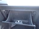 使いやすいグローブボックスです！車検証入ります！
