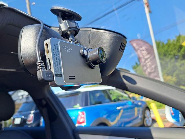 Ａ４アバント ２．０ＴＦＳＩ　Ｓラインパッケージ　ＭＭＩナビ　フルセグ　Ｂｌｕｅｔｏｏｔｈオーディオ　バックカメラ　ＥＴＣ　ハーフレザーシート　パワーシート　純正１８インチアルミホイール　ドライブレコーダー　ＬＥＤヘッドライト（41枚目）