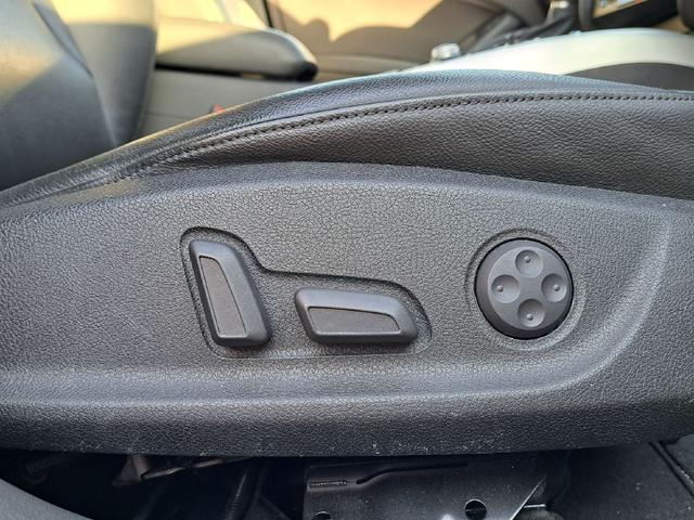 A5スポーツバック 2.0TFSIクワトロ ブラックレザーシート MMIナビ バックカメラ パークトロニックセンサー シートヒーター パワーシート スマートキー 純正18インチアルミホイール クルーズコントロール ETC オートライト(11枚目)