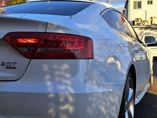 A5スポーツバック 2.0TFSIクワトロ ブラックレザーシート MMIナビ バックカメラ パークトロニックセンサー シートヒーター パワーシート スマートキー 純正18インチアルミホイール クルーズコントロール ETC オートライト(31枚目)