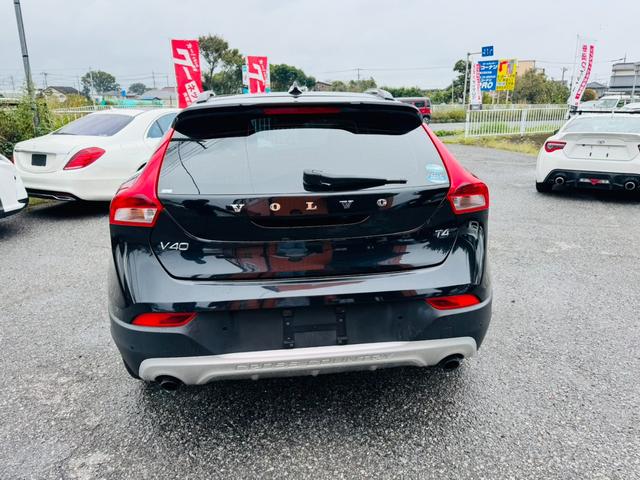 V40 クロスカントリー T4 ノルディック ドライブレコーダー ETC バックカメラ ナビ TV オートクルーズコントロール アルミホイール オートライト HID パワーシート スマートキー 電動格納ミラー シートヒーター AT(17枚目)