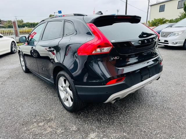 V40 クロスカントリー T4 ノルディック ドライブレコーダー ETC バックカメラ ナビ TV オートクルーズコントロール アルミホイール オートライト HID パワーシート スマートキー 電動格納ミラー シートヒーター AT(18枚目)