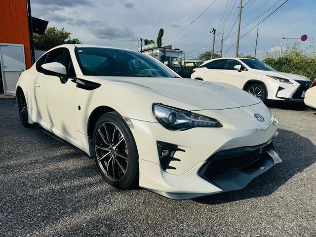 86 GT ナビ オートクルーズコントロール MT オートライト LEDヘッドランプ スマートキー アルミホイール 盗難防止システム 衝突安全ボディ ABS ESC USB エアコン パワーステアリング(11枚目)