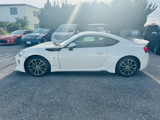 86 GT ナビ オートクルーズコントロール MT オートライト LEDヘッドランプ スマートキー アルミホイール 盗難防止システム 衝突安全ボディ ABS ESC USB エアコン パワーステアリング(12枚目)