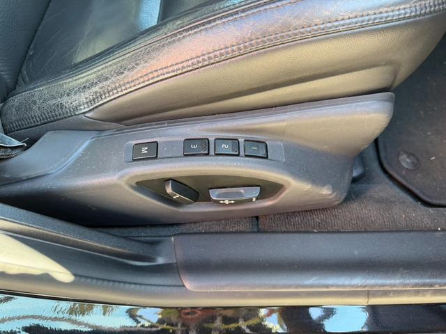 Ｖ６０ ドライブｅ　ナビ　クリアランスソナー　オートクルーズコントロール　アルミホイール　パワーシート　キーレスエントリー　電動格納ミラー　シートヒーター　ＡＴ　盗難防止システム　ＡＢＳ　ＣＤ　エアコン（8枚目）