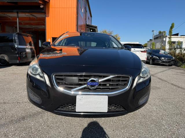 Ｖ６０ ドライブｅ　ナビ　クリアランスソナー　オートクルーズコントロール　アルミホイール　パワーシート　キーレスエントリー　電動格納ミラー　シートヒーター　ＡＴ　盗難防止システム　ＡＢＳ　ＣＤ　エアコン（12枚目）