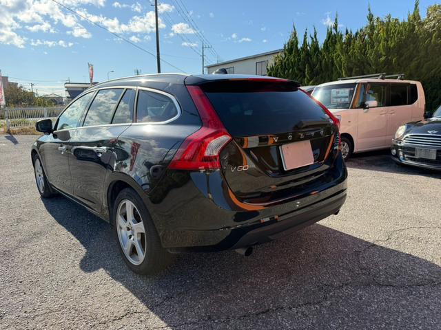 Ｖ６０ ドライブｅ　ナビ　クリアランスソナー　オートクルーズコントロール　アルミホイール　パワーシート　キーレスエントリー　電動格納ミラー　シートヒーター　ＡＴ　盗難防止システム　ＡＢＳ　ＣＤ　エアコン（17枚目）