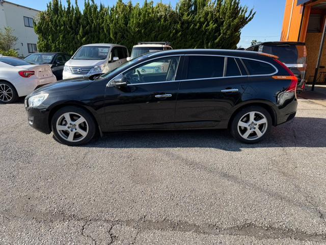 Ｖ６０ ドライブｅ　ナビ　クリアランスソナー　オートクルーズコントロール　アルミホイール　パワーシート　キーレスエントリー　電動格納ミラー　シートヒーター　ＡＴ　盗難防止システム　ＡＢＳ　ＣＤ　エアコン（18枚目）