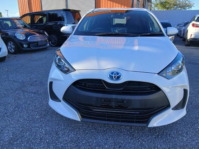 ヤリス ハイブリッドX ETC バックカメラ ナビ オートクルーズコントロール レーンアシスト 衝突被害軽減システム オートマチックハイビーム オートライト キーレスエントリー アイドリングストップ 電動格納ミラー(11枚目)